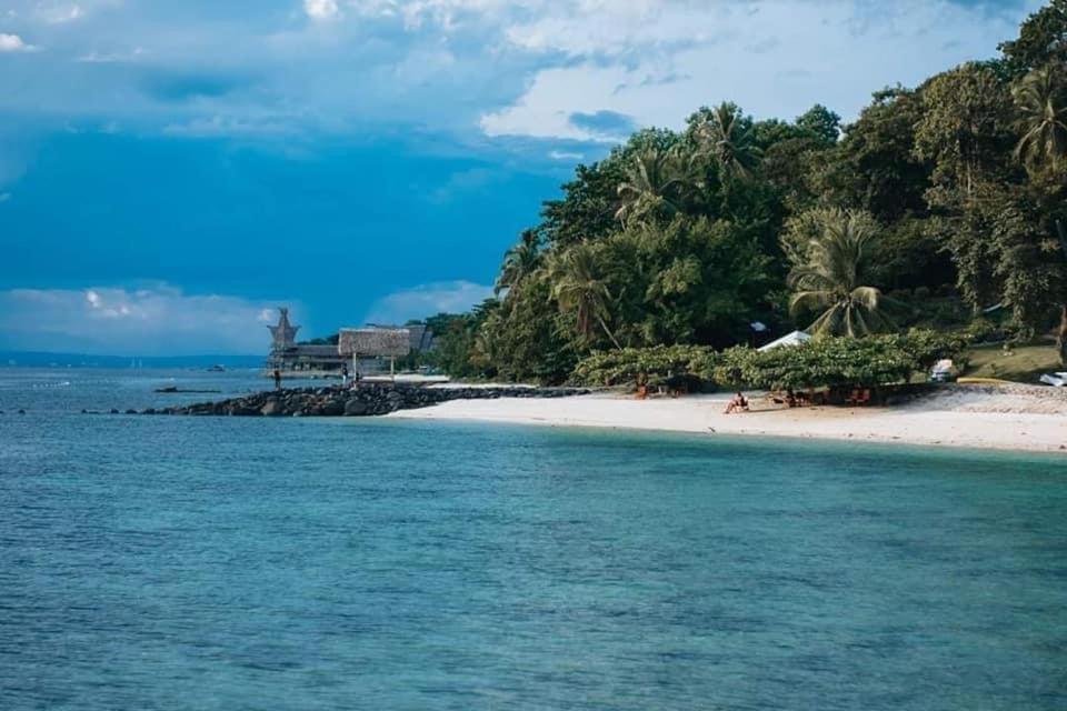 Kembali Condo Resort With Sea View Davao City Exteriér fotografie