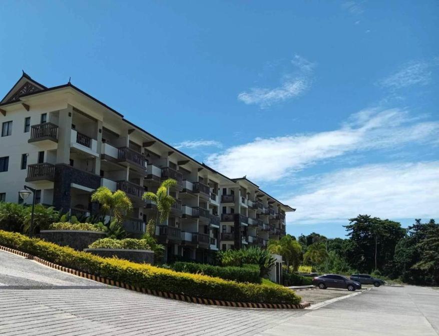 Kembali Condo Resort With Sea View Davao City Exteriér fotografie